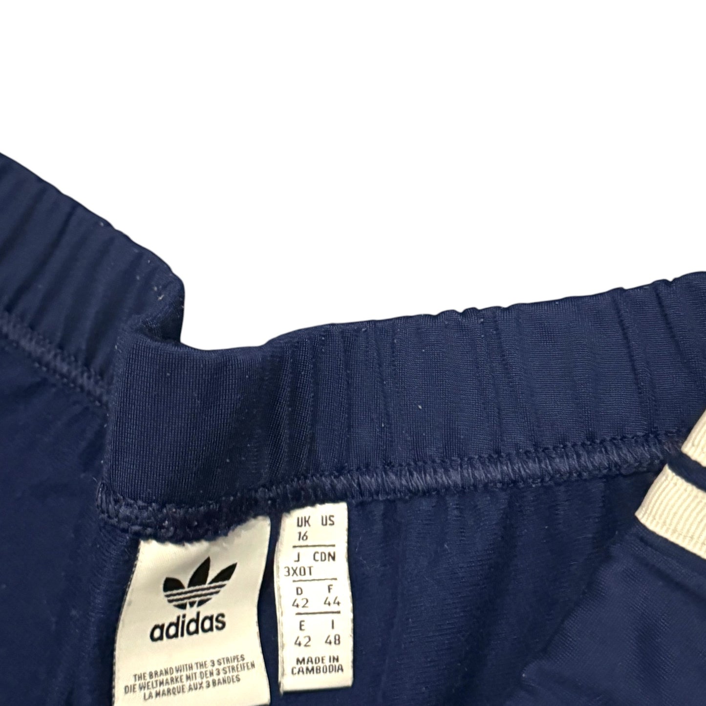 Szorty damskie Adidas krótkie z niskim stanem vintage