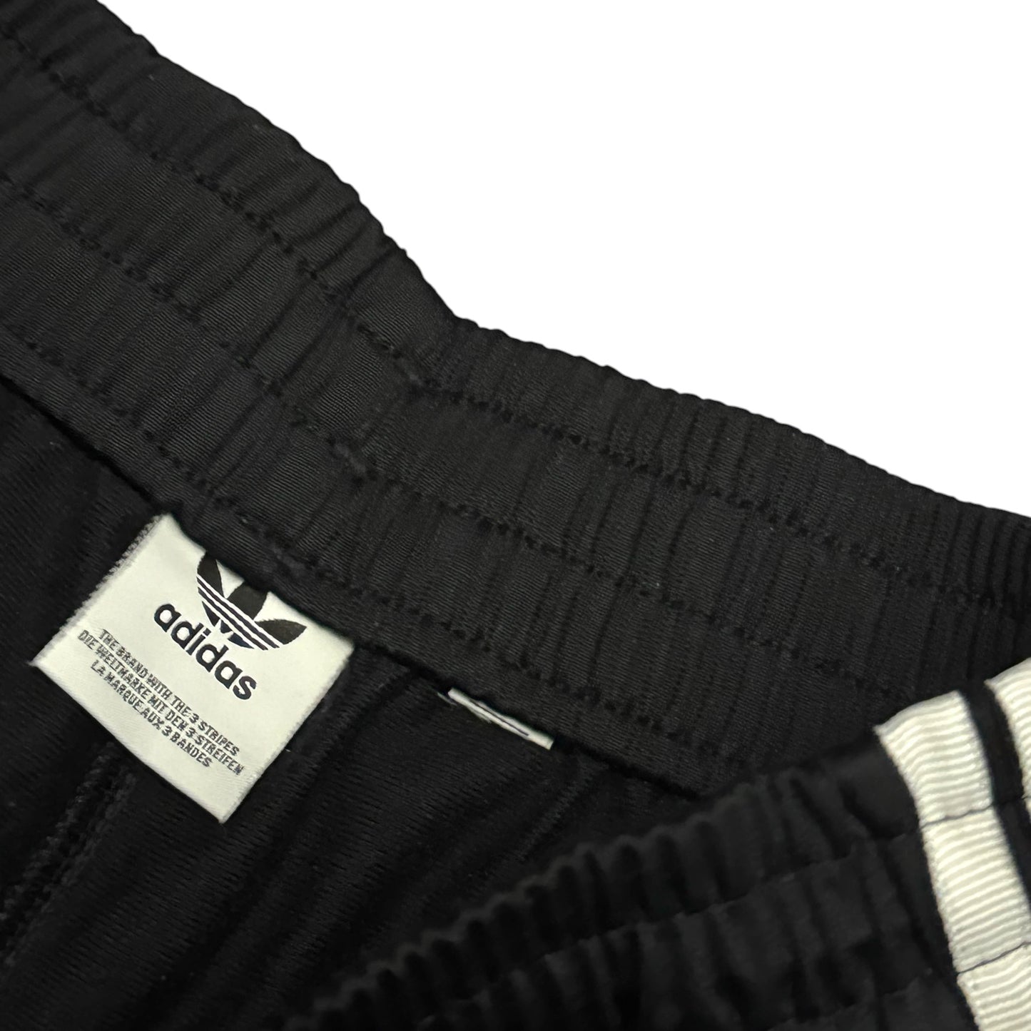 Szorty damskie Adidas klasyczne spodenki
